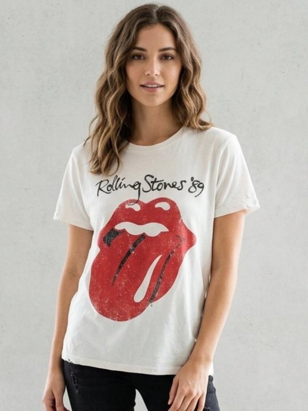 The Rolling Stones Tee Shirt Medium with Red Tongue Graphic rock concert grunge